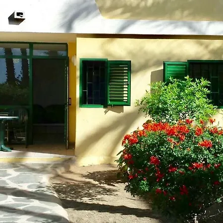 Ronsan Apartment *